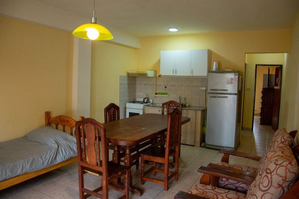 Departamento Planta baja - Güemes 256