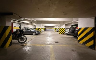 AustralHotel - 
                                    Estacionamiento                                