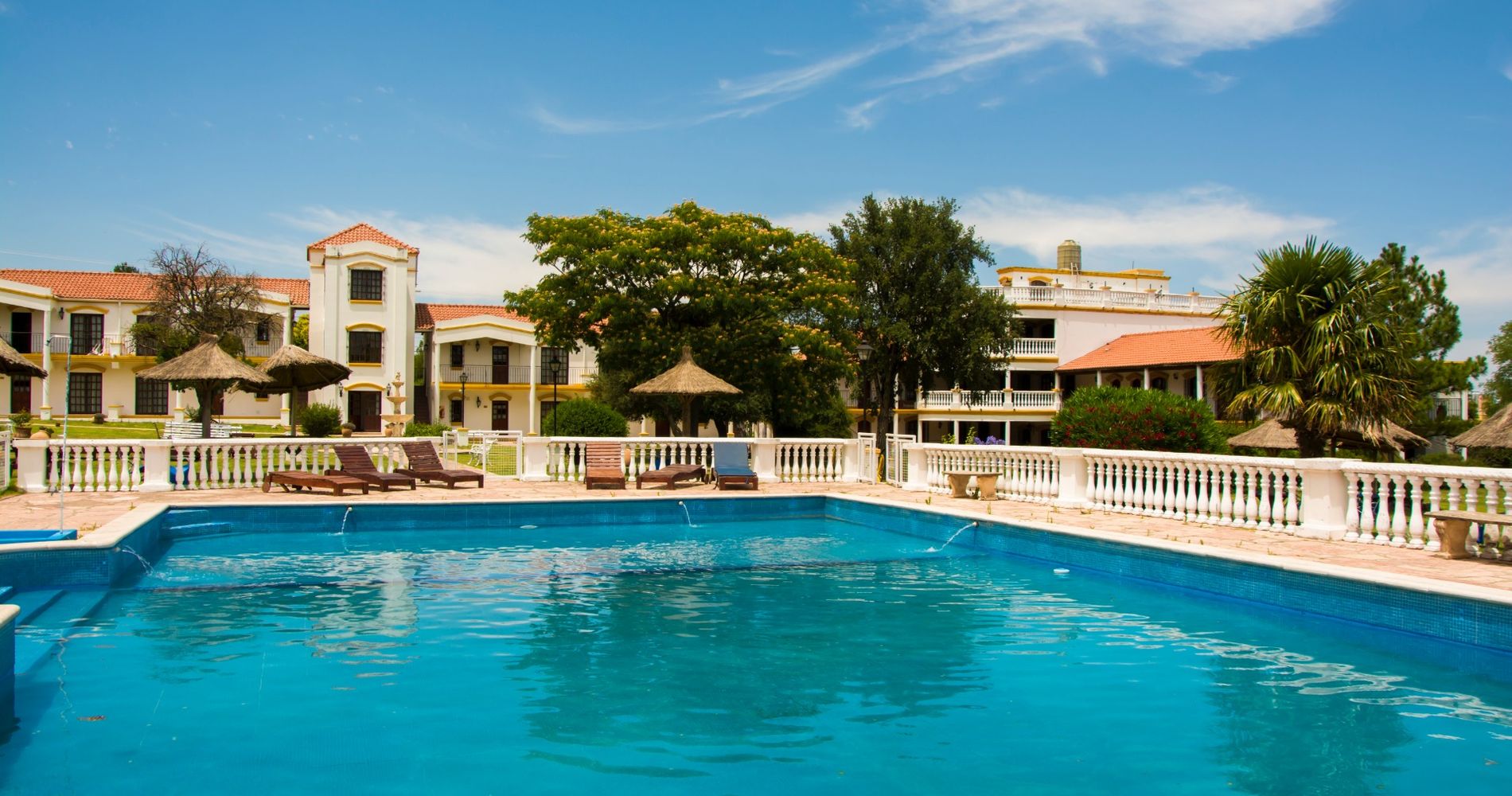 El Cortijo Apart Hotel & Spa