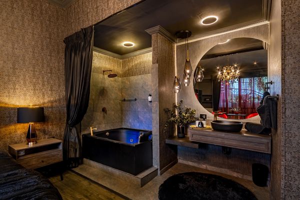 Suite Gótica Red Jacuzzi 