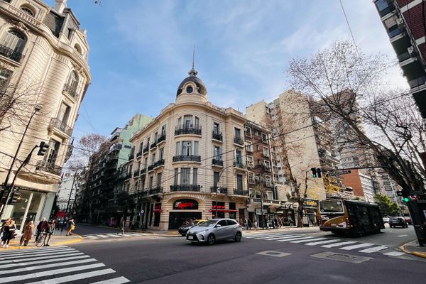 Monoambiente con piscina y gym en Palermo [Sta Fe 3]