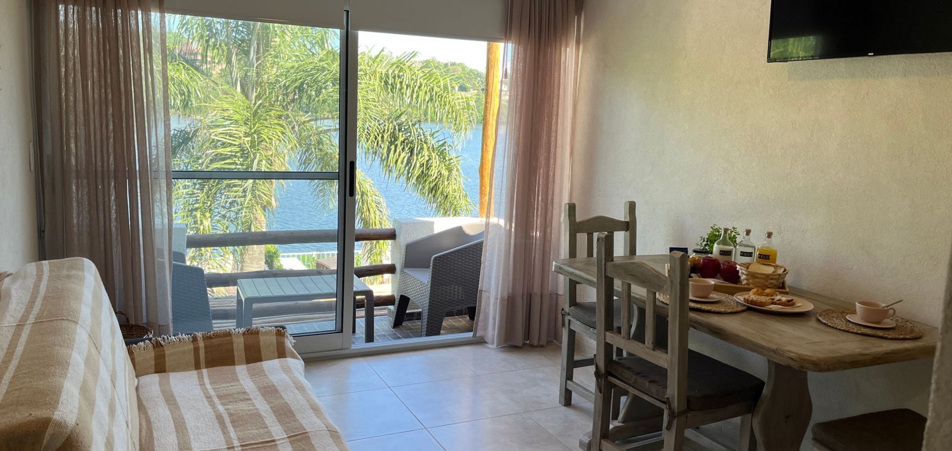 Costadorada Aparts - Alojamiento en Villa Carlos Paz