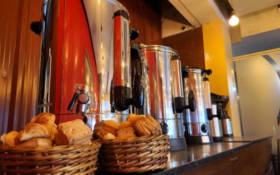 HotelFenicia - 
                                    Desayuno                                