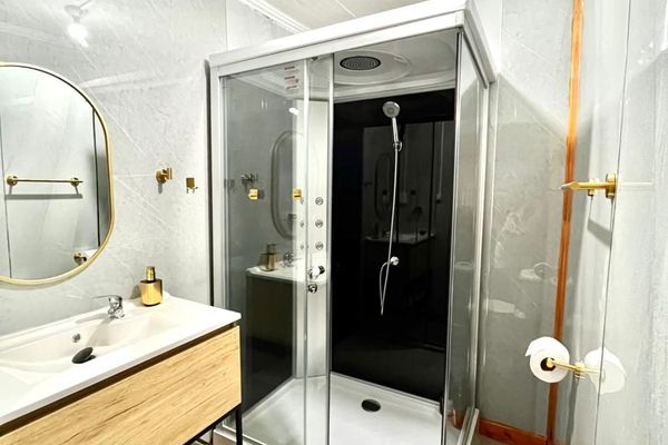 Habitación doble en baño privado