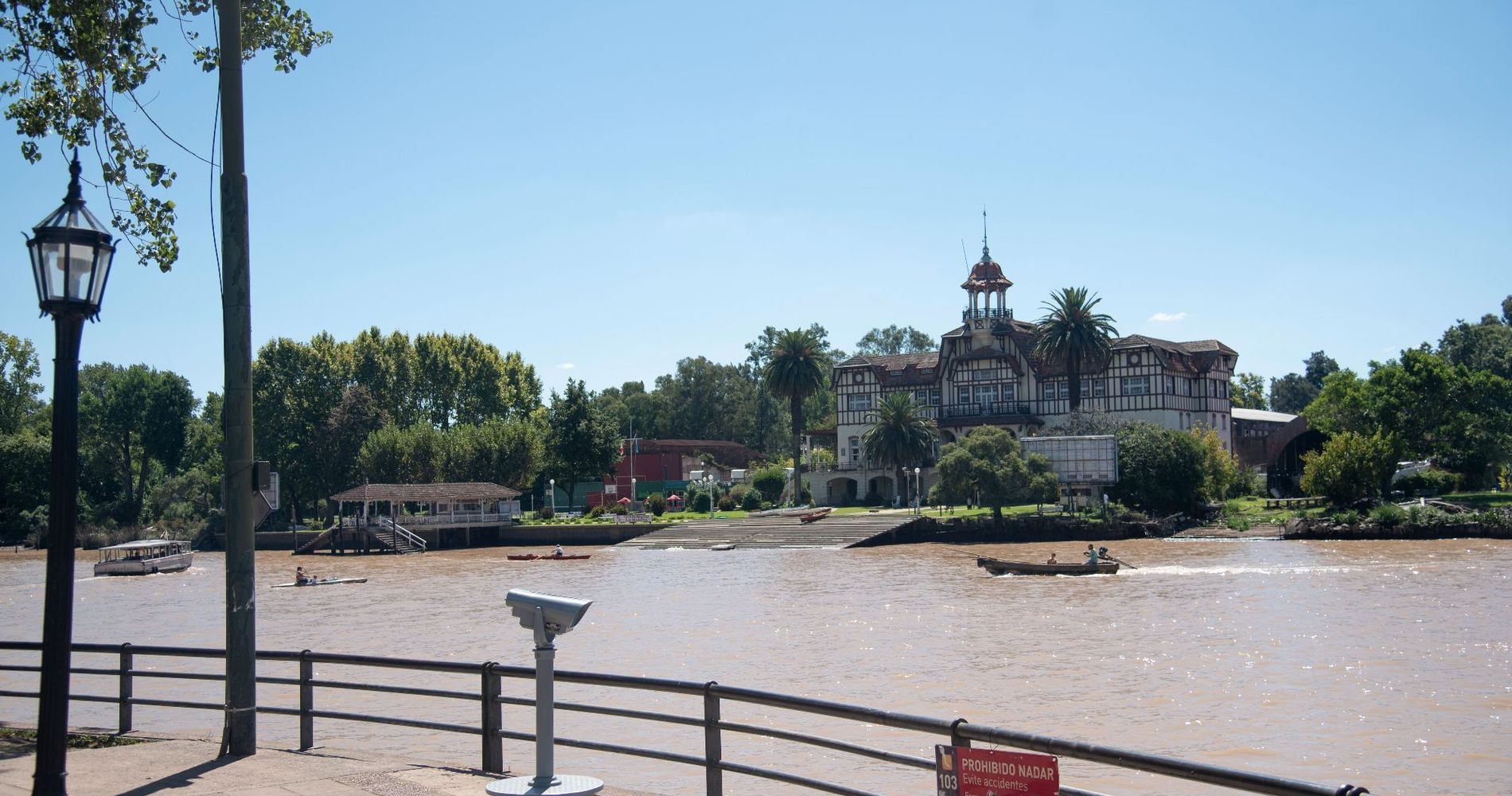 Rio Tigre Hotel