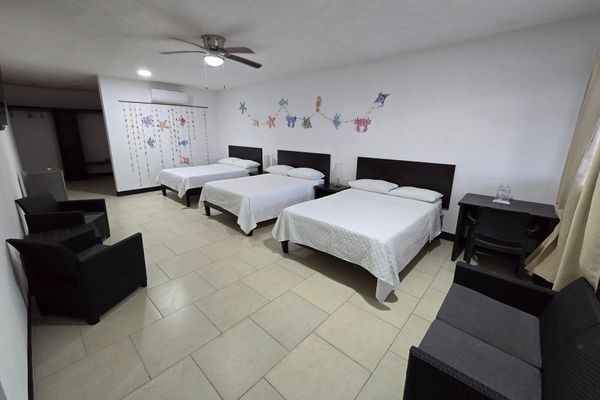 Habitación Sencilla Triple Matrimonial 