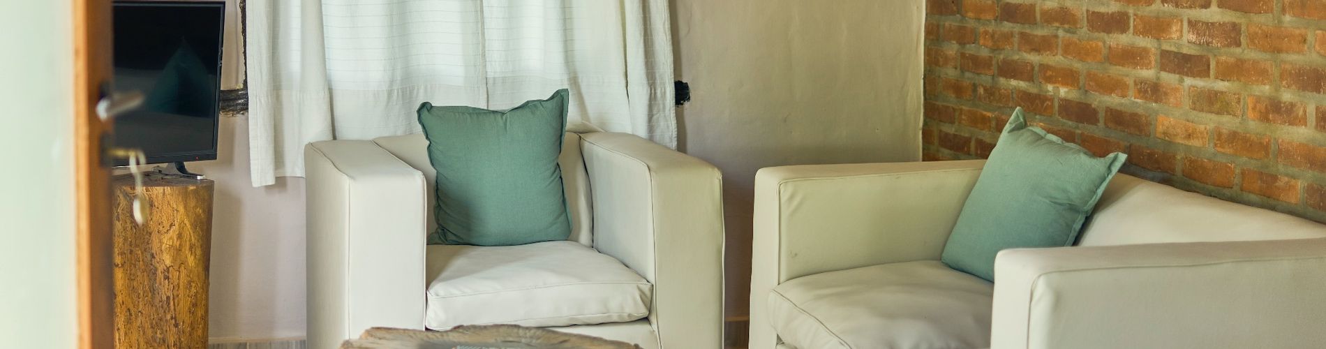 Aires del Campo Cabins and Hotel