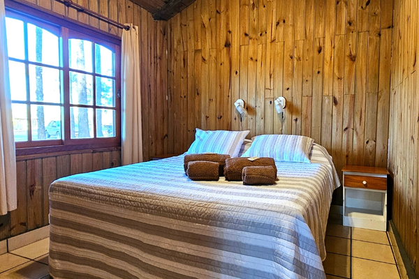 CABAÑAS DE TRONCOS