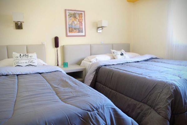 Triple Superior con vista al parque