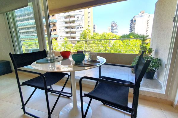 Depto monoambiente sobre Av. Comodoro Rivadavia, Núñez