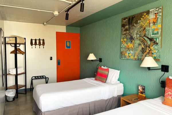 Estándar twin con baño compartido