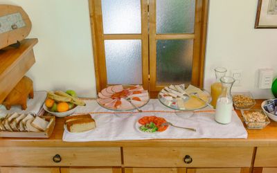 HotelPosadadelRioParqueMetrenehue - Desayuno en hotel