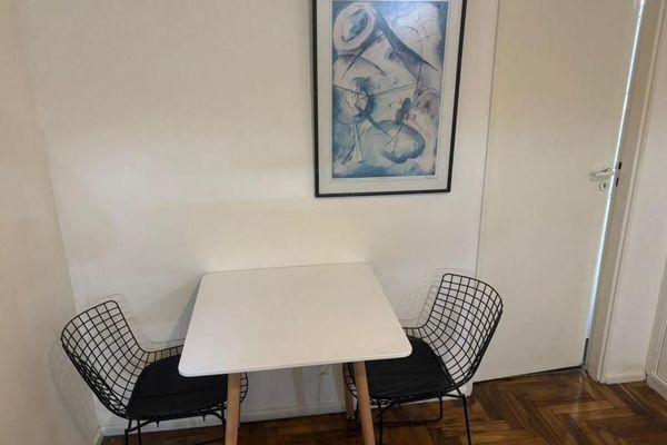 Monoambiente sobre Pacheco de Melo, Recoleta