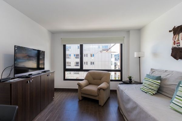 Rivadavia 3J (Rivadavia 38)