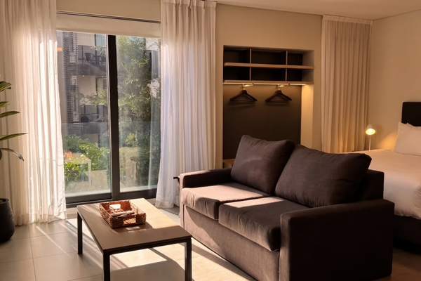 Monoambiente con sofá cama