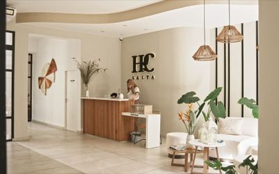 HotelCaseros - Recepción las 24 horas