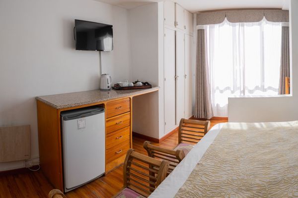 Habitación Triple Superior Con Vista a la Montaña 