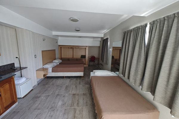 ESTÁNDAR TRIPLE TWIN