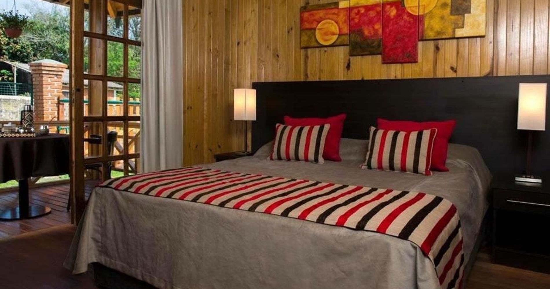 Paseo del Yacaratiá