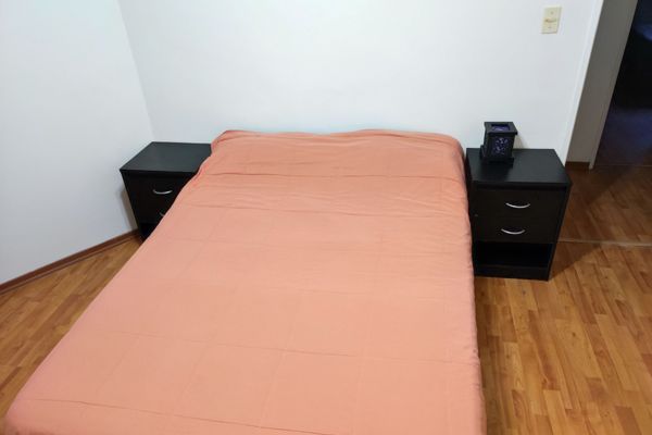 Depto 3 ambientes sobre calle Cabral, en Martinez