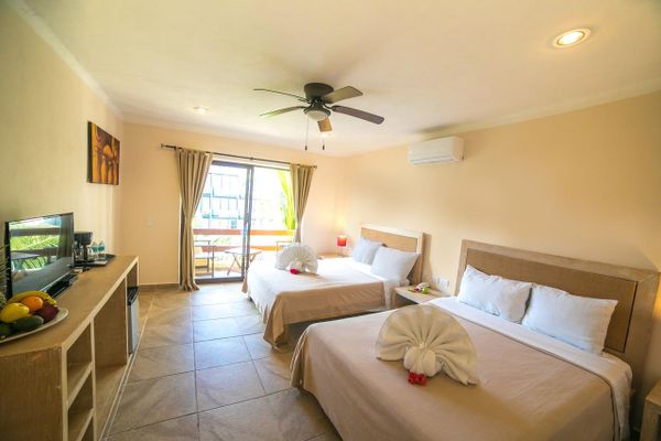 Habitación Doble Deluxe con balcón