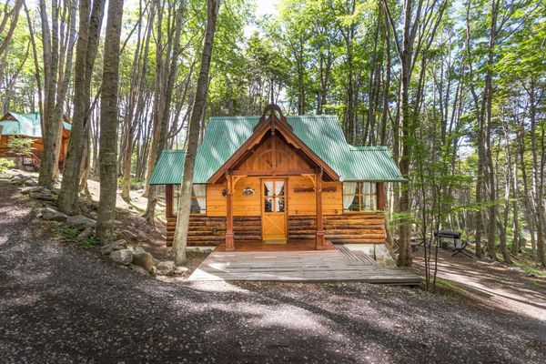 Exterior verano de cabaña 1 dormitorio superior