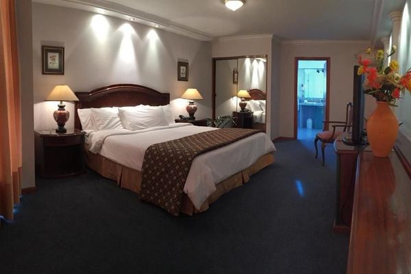 Suites Crystal