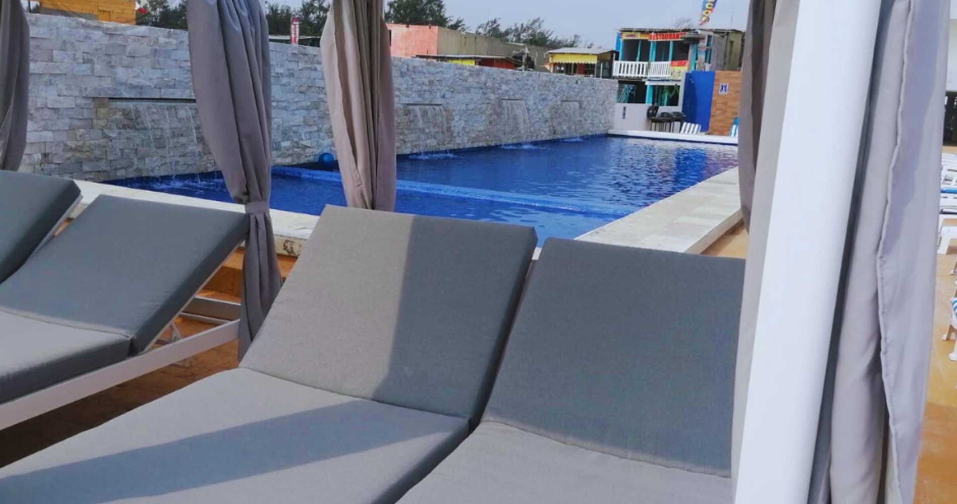 Antonio'S Miramar Hotel