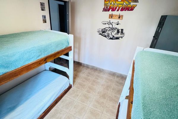 Cama Individual en Habitación Compartida