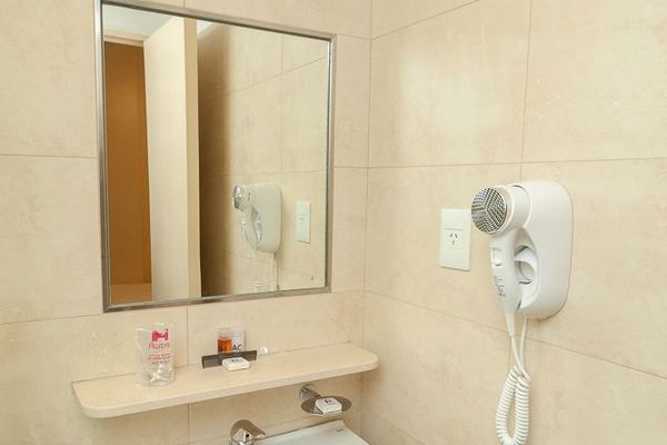 Standard Austral Express