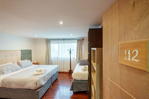 Habitación Triple Vista Parcial Lago