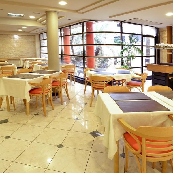 Sarmiento Palace Hotel