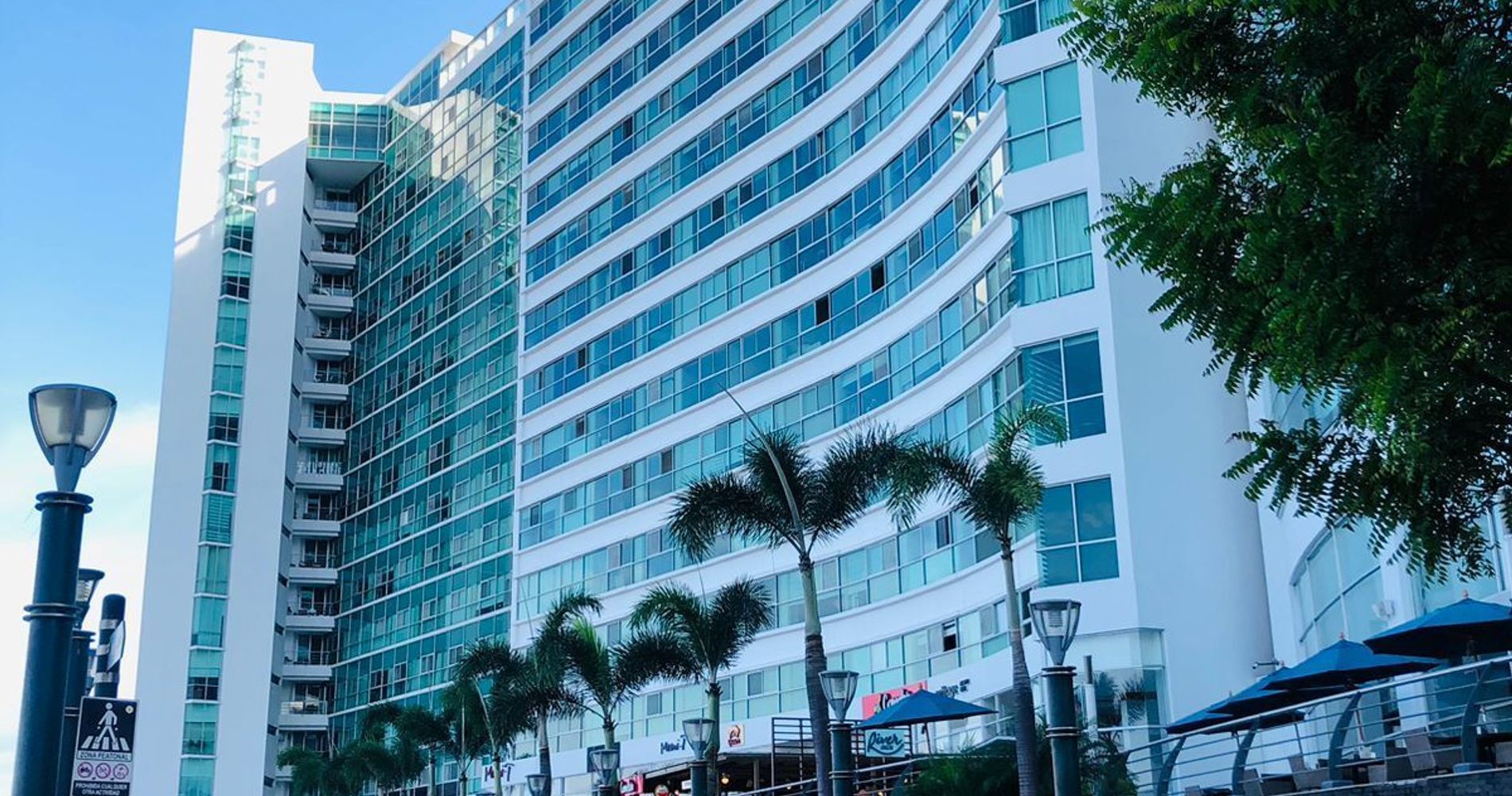 Luxury Suites River Front