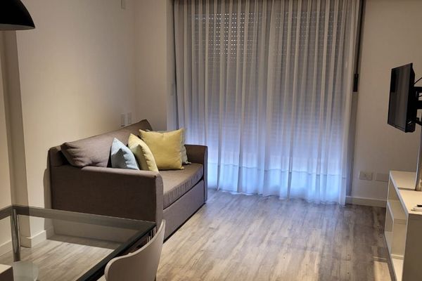 Apartamento con Balcón Terraza