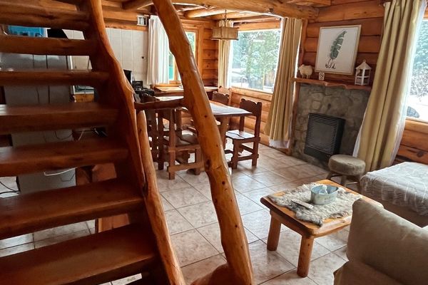 Cabaña para cinco personas con un baño privado