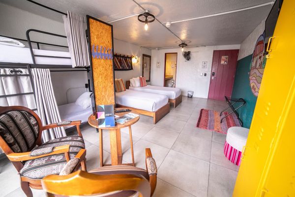 Cuadruple / Family room