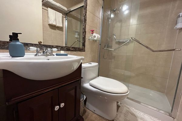 Habitación Matrimonial con vista al lago zwei