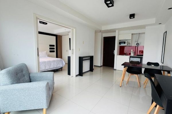 Suite dos ambientes con terraza