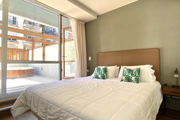 One Bedroom Jacuzzi Balcony Apartment