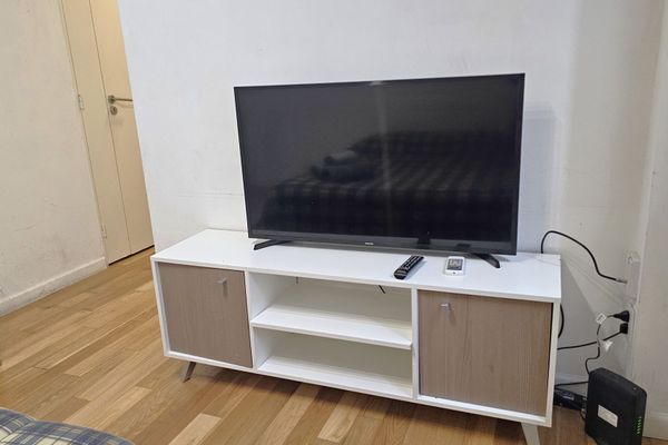 Depto monoambiente sobre calle Quesada, Belgrano.