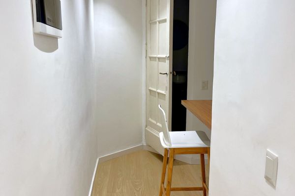 Monoambiente sobre calle Ayacucho, Recoleta