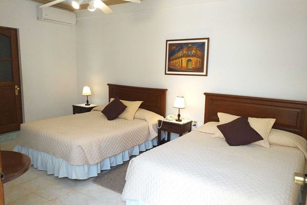 Doble Estandar | 2 a 4 personas