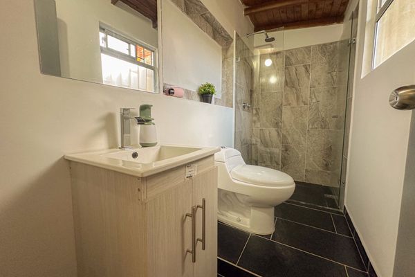 Habitación Doble, con baño privado