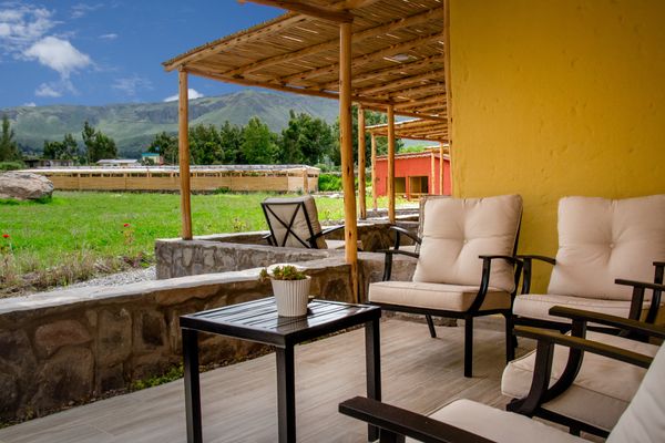 HABITACIÓN DELUXE CUADRÚPLE CON VISTA A LA MONTAÑA