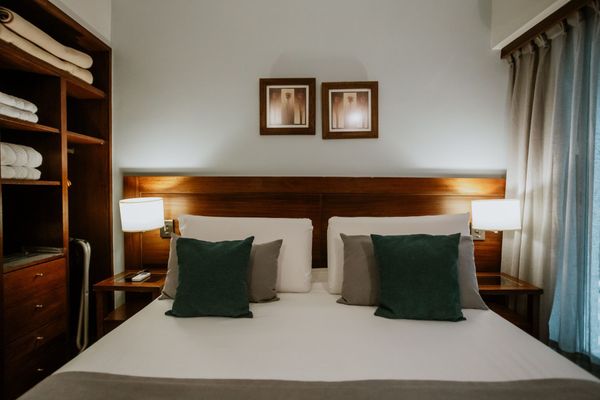 Habitación  Contra Frente