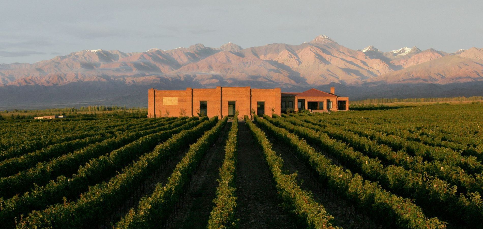 Andeluna Winery Lodge