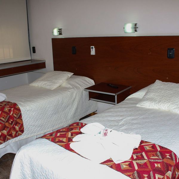 CRISTAL HOTEL Segunda Generación 3 estrellas