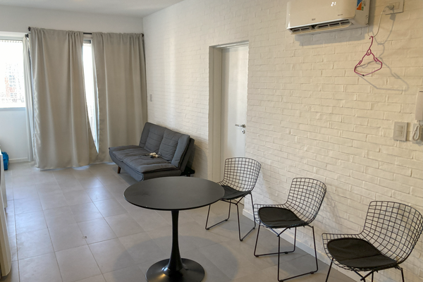 Monoambiente sobre calle Araoz, Palermo - Buenos Aires