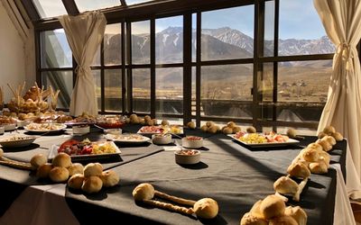 LosMolles - Salón Comedor con vista panorámica al Valle de Los Molles