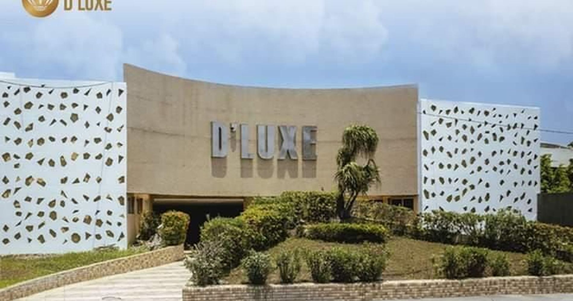 DELUXE AUTO HOTEL